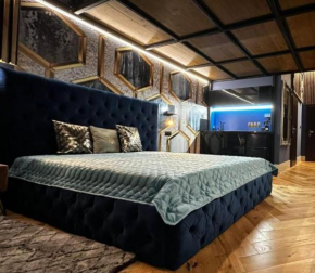 LUX 114 APARTMENT